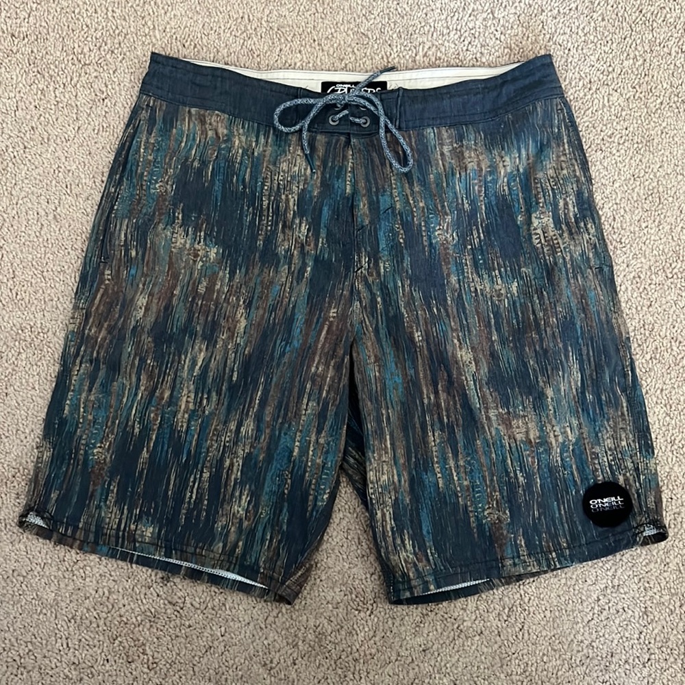 Oneill cruzers board shorts 32